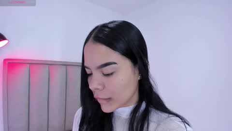 Snapshot of valery__nova chatting on October 13, 2025, 1:11 pm Cris online show from October 13, 2025, 1:11 pm