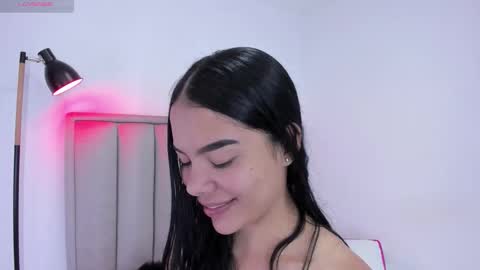 Snapshot of valery__nova chatting on October 29, 2025, 1:30 am Cris online show from October 29, 2025, 1:30 am