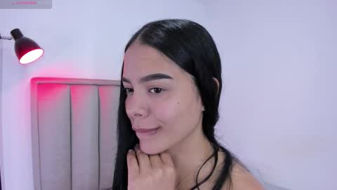 Snapshot of valery__nova chatting on November 8, 2025, 2:12 am Cris online show from November 8, 2025, 2:12 am