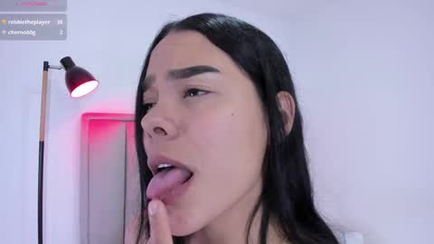 Snapshot of valery__nova chatting on November 14, 2025, 1:26 am Cris online show from November 14, 2025, 1:26 am