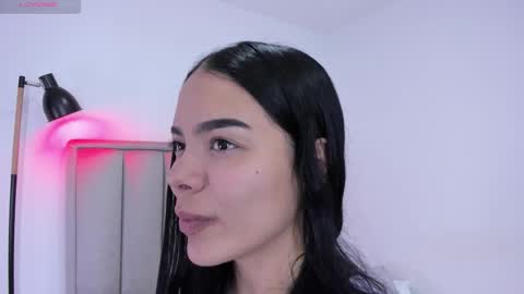 Snapshot of valery__nova chatting on December 23, 2025, 3:15 am Cris online show from December 23, 2025, 3:15 am