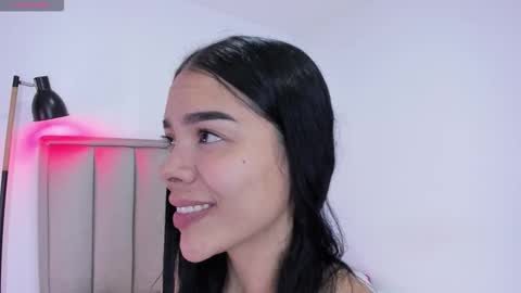 Snapshot of valery__nova chatting on January 10, 2026, 11:53 pm Cris online show from January 10, 2026, 11:53 pm