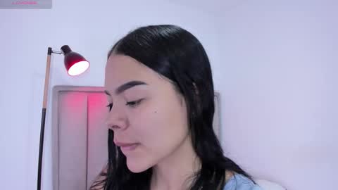 Snapshot of valery__nova chatting on January 18, 2026, 3:38 pm Cris online show from January 18, 2026, 3:38 pm