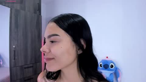 Snapshot of valery__nova chatting on February 25, 2026, 3:05 am Cris online show from February 25, 2026, 3:05 am