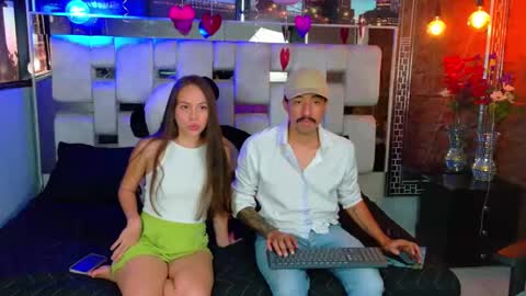 valery_and_dani online show from February 27, 2025, 7:47 pm