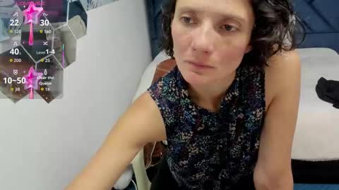 VALERY MORE online show from October 6, 2025, 12:13 pm