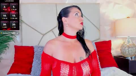 Snapshot of valerydiamond_ chatting on February 28, 2026, 8:21 pm Valery online show from February 28, 2026, 8:21 pm