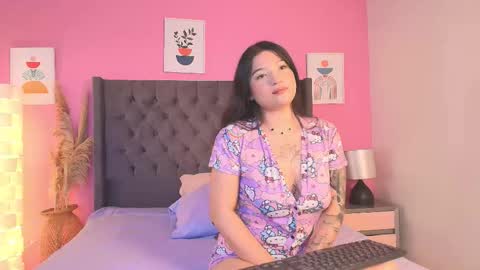 Snapshot of valerykalo chatting on October 27, 2025, 8:24 pm Valery online show from October 27, 2025, 8:24 pm