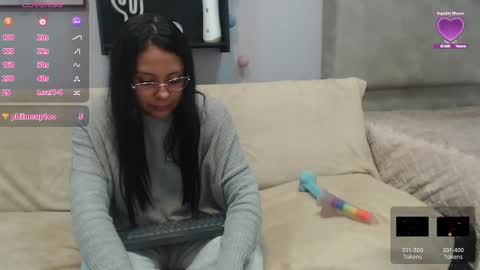 Snapshot of valevicious chatting on February 26, 2025, 2:46 pm valevicious online show from February 26, 2025, 2:46 pm