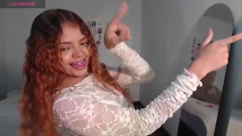 VALIENTE  online show from November 29, 2025, 3:42 am