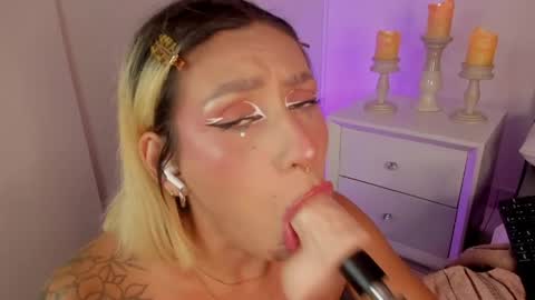 Snapshot of valka_doll chatting on May 19, 2026, 8:04 pm valka_doll online show from May 19, 2026, 8:04 pm
