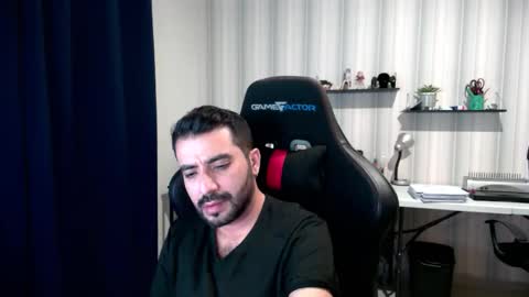 Roberto Carlos online show from October 28, 2025, 12:58 am