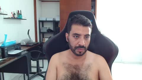 Snapshot of vallartamexi chatting on June 2, 2026, 11:51 pm Roberto Carlos online show from June 2, 2026, 11:51 pm