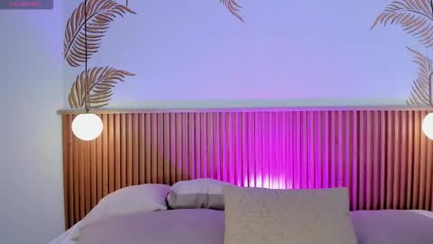 valleriie_ online show from March 15, 2026, 4:02 pm