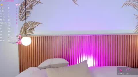 valleriie_ online show from June 26, 2026, 5:17 pm