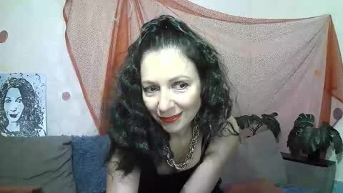 Snapshot of valleriwind chatting on October 2, 2025, 10:39 pm ValleriWind online show from October 2, 2025, 10:39 pm