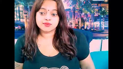 Snapshot of valleyval chatting on January 13, 2025, 6:16 am indianvalvet priya is back online show from January 13, 2025, 6:16 am