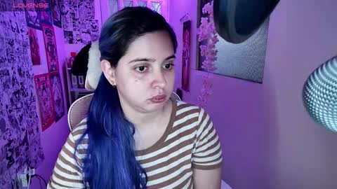Snapshot of vallolet1_ chatting on September 26, 2025, 2:04 am Im Violet online show from September 26, 2025, 2:04 am