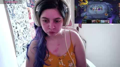 Snapshot of vallolet1_ chatting on November 7, 2025, 8:09 pm Im Violet online show from November 7, 2025, 8:09 pm