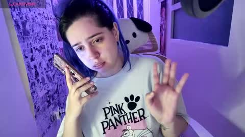 Snapshot of vallolet1_ chatting on November 14, 2025, 11:02 pm Im Violet online show from November 14, 2025, 11:02 pm