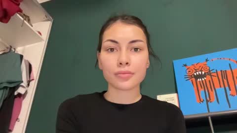 Little Devil online show from March 6, 2025, 7:32 pm