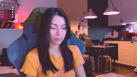 Little Devil online show from October 27, 2025, 6:12 pm