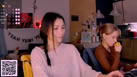 Snapshot of valorant_girl chatting on January 19, 2026, 3:05 pm Little Devil online show from January 19, 2026, 3:05 pm