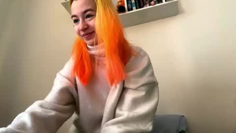 Snapshot of valtopi chatting on February 18, 2026, 6:09 am Emily online show from February 18, 2026, 6:09 am