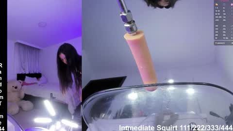 Snapshot of valuu_44 chatting on February 26, 2026, 2:43 am Hi Im Val a freelance model. online show from February 26, 2026, 2:43 am