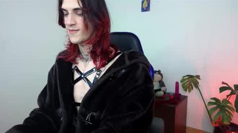 Snapshot of vamp_noah chatting on October 30, 2025, 1:18 am Vamp Noah and Dan online show from October 30, 2025, 1:18 am