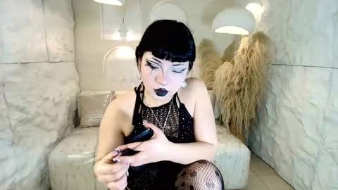 Snapshot of vampkitty_r chatting on March 24, 2026, 2:00 pm vampkitty_r online show from March 24, 2026, 2:00 pm