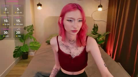 Snapshot of vampray_ chatting on May 26, 2026, 9:22 pm Leyla online show from May 26, 2026, 9:22 pm