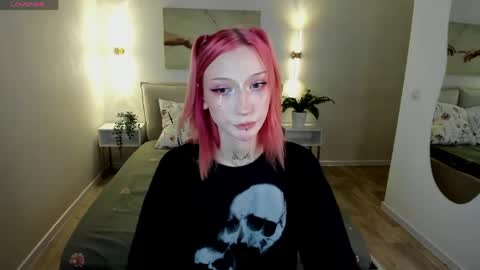 Snapshot of vampray_ chatting on May 29, 2026, 9:02 pm Leyla online show from May 29, 2026, 9:02 pm