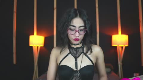 Snapshot of vampy_dolll chatting on January 15, 2025, 9:51 pm vampy_dolll online show from January 15, 2025, 9:51 pm