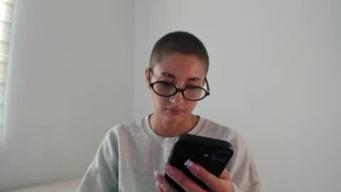 Snapshot of vandalovee chatting on June 29, 2026, 1:55 pm Babi Alu online show from June 29, 2026, 1:55 pm