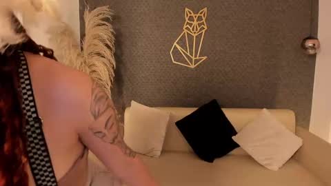 vane_vixen online show from October 27, 2025, 6:01 pm