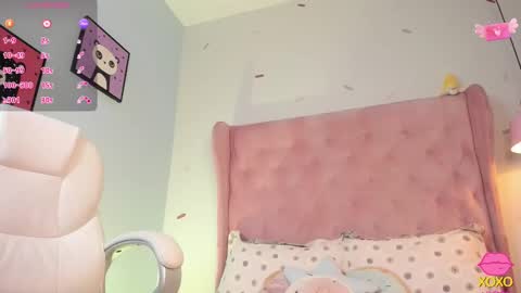 Snapshot of vanelope_evans_ chatting on November 30, 2025, 12:42 pm vanelope_evans_ online show from November 30, 2025, 12:42 pm