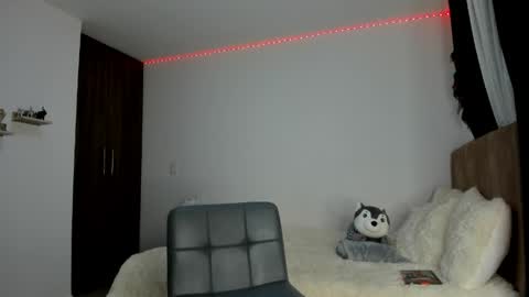 Snapshot of vanesa_g1 chatting on April 9, 2026, 4:34 am vanesa_g1 online show from April 9, 2026, 4:34 am