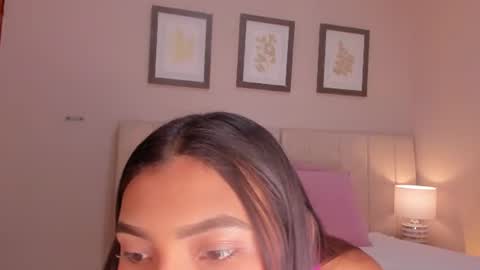Snapshot of vanessa__cb chatting on June 16, 2026, 11:35 am vanessa__cb online show from June 16, 2026, 11:35 am