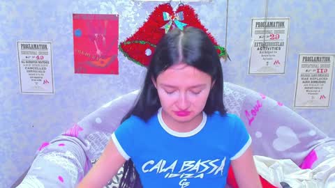 Snapshot of vanessa_florence chatting on December 26, 2024, 12:57 am RUSSIAN BARBIE BABE online show from December 26, 2024, 12:57 am