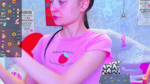 Snapshot of vanessa_florence chatting on February 26, 2025, 1:32 am RUSSIAN BARBIE BABE online show from February 26, 2025, 1:32 am