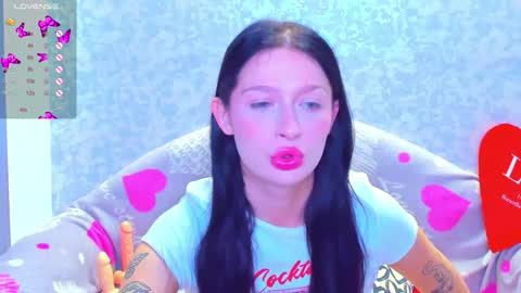 Snapshot of vanessa_florence chatting on September 13, 2025, 1:05 am RUSSIAN BARBIE BABE online show from September 13, 2025, 1:05 am