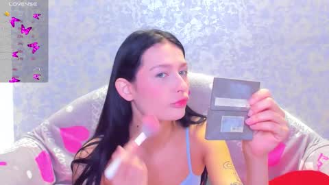 Snapshot of vanessa_florence chatting on October 3, 2025, 1:24 am RUSSIAN BARBIE BABE online show from October 3, 2025, 1:24 am