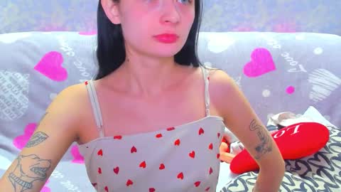 RUSSIAN BARBIE BABE online show from November 17, 2025, 1:11 am