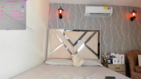 Snapshot of vanessa_guzman1 chatting on January 30, 2025, 12:37 pm online show from January 30, 2025, 12:37 pm