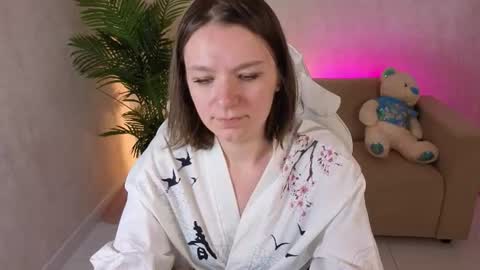 kira online show from June 10, 2026, 9:08 am