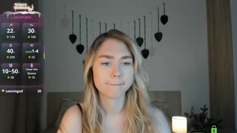 Snapshot of vanessa_maes chatting on December 17, 2025, 12:49 am Vanessa Maes online show from December 17, 2025, 12:49 am