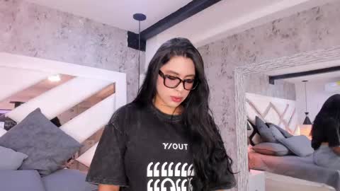 Vanessa  online show from May 16, 2026, 7:23 pm