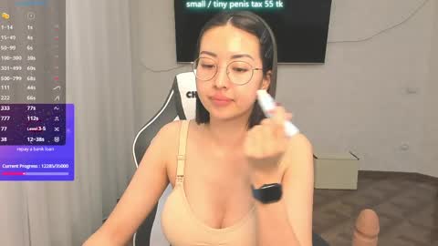 Snapshot of vanessa_sxy chatting on April 8, 2026, 6:19 pm Vanessa online show from April 8, 2026, 6:19 pm