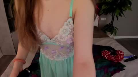 Snapshot of vanessabeautyy chatting on March 4, 2025, 10:16 pm vanessabeautyy online show from March 4, 2025, 10:16 pm